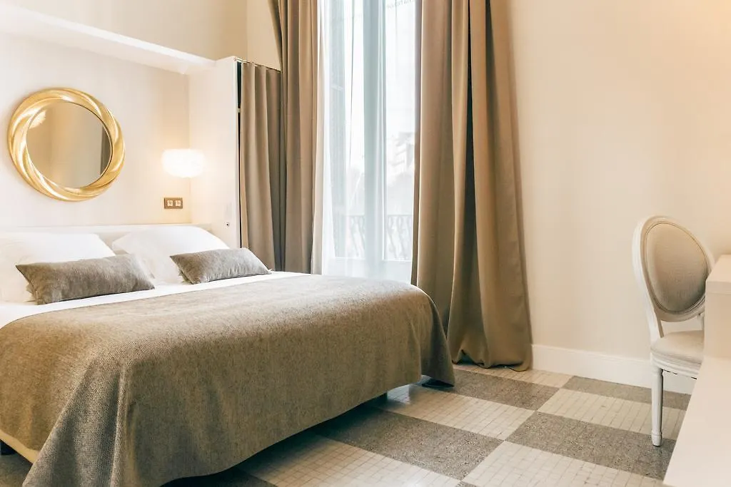 Anakena House Bed & Breakfast Barcelona 3*,  Spain
