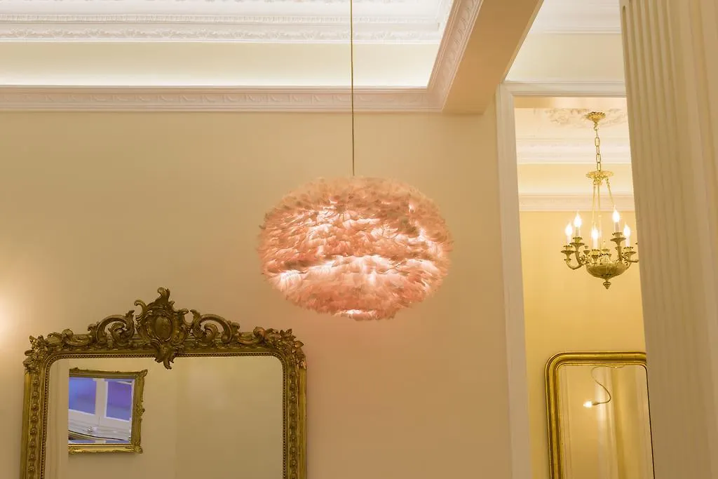 Anakena House Bed & Breakfast Barcelona