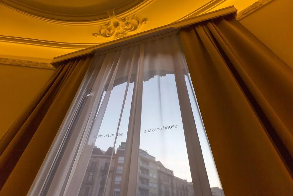 Anakena House Bed & Breakfast Barcelona 3*,  Spain