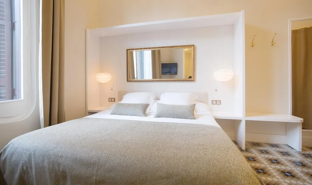 Anakena House Bed & Breakfast Barcelona 3*,  Spain