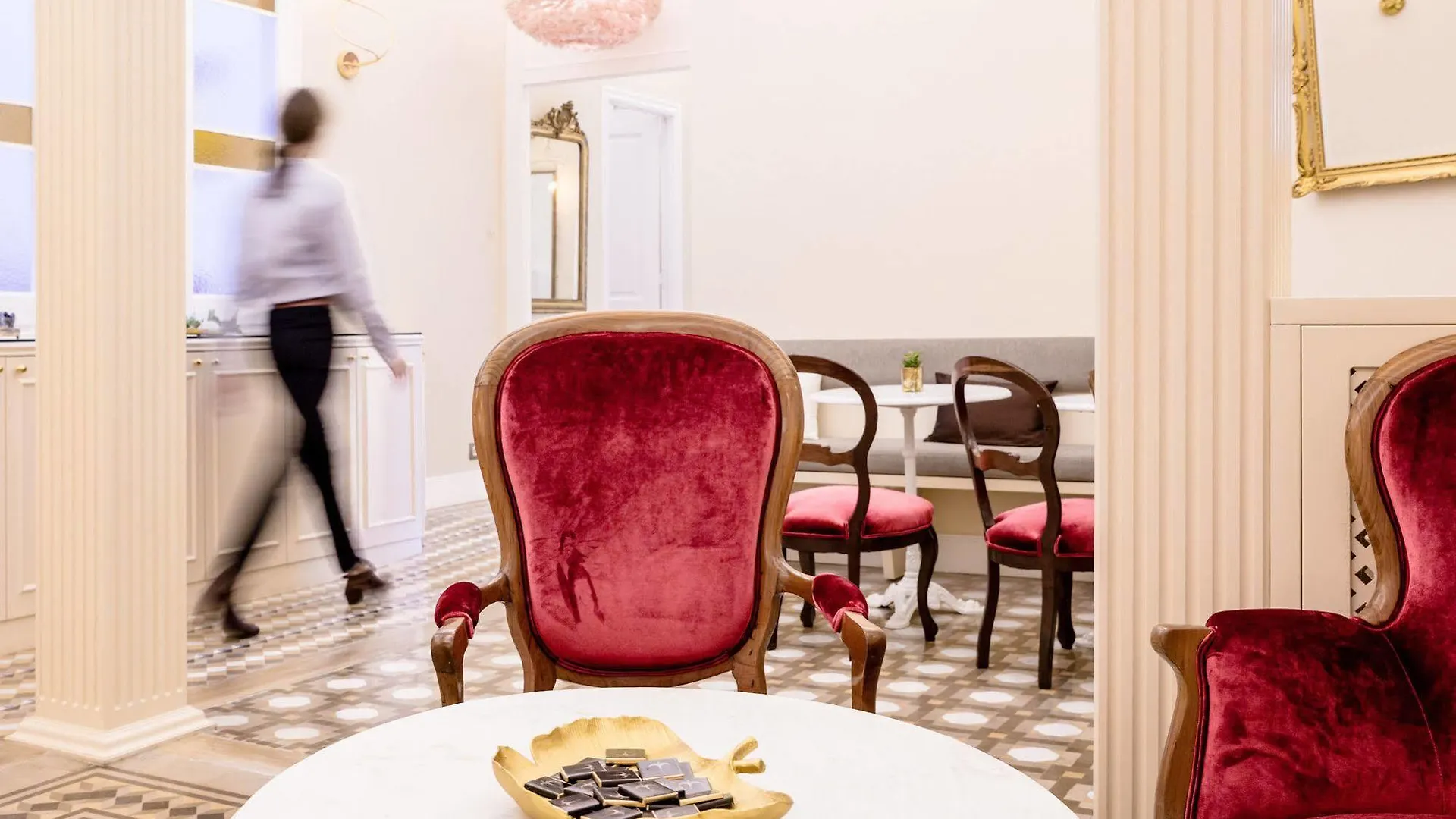Anakena House Bed & Breakfast Barcelona 3*,  Spain