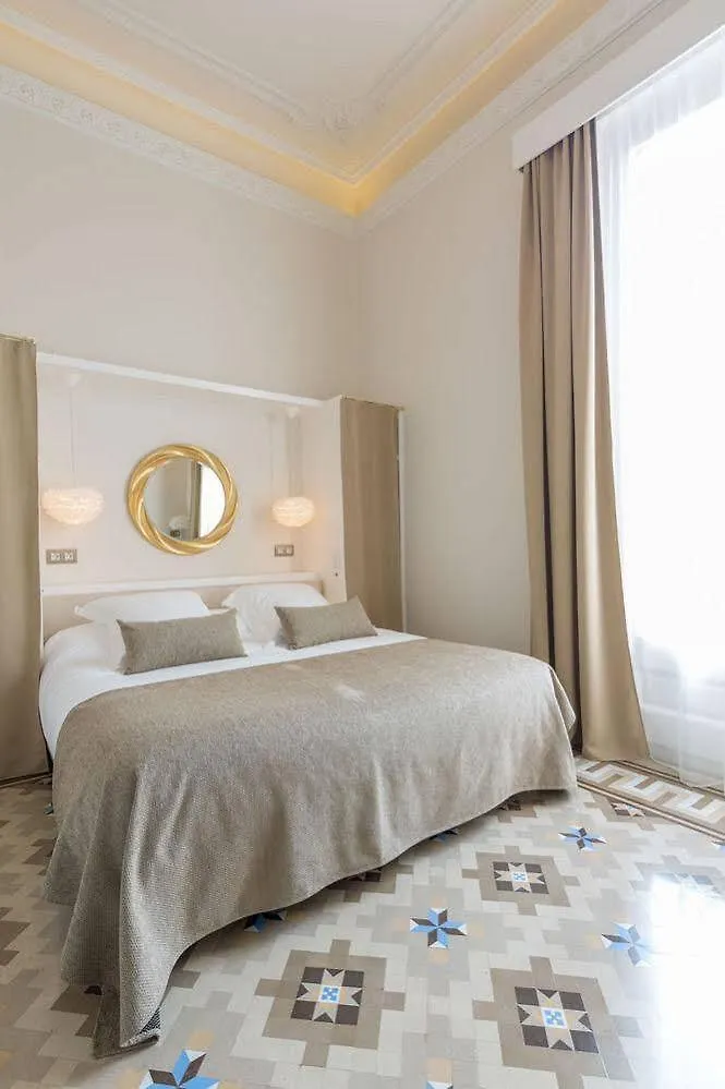 Anakena House Bed & Breakfast Barcelona